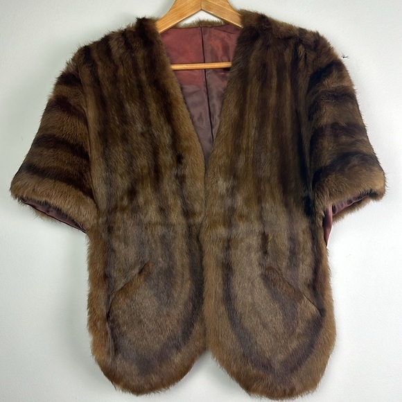 Jackets & Blazers - Vintage Mink Stole Pockets Brown Original Owner Shawl Luxury Statement Piece